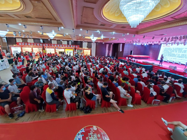 拎包入住新出路？看撸撸社下载安装赤峰店如何輕鬆引流獲客